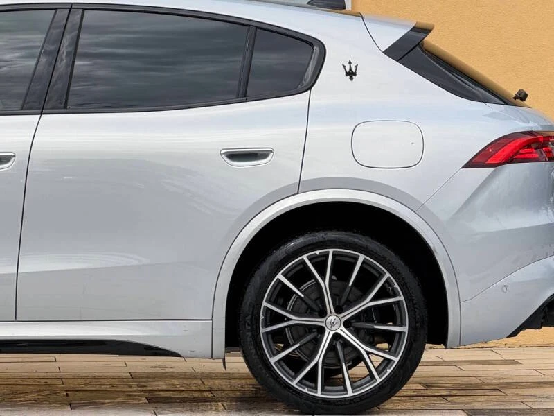 2023 Maserati Grecale - Image 16 of 19