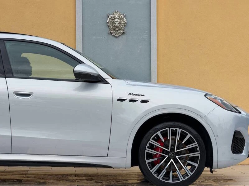 2023 Maserati Grecale - Image 14 of 20