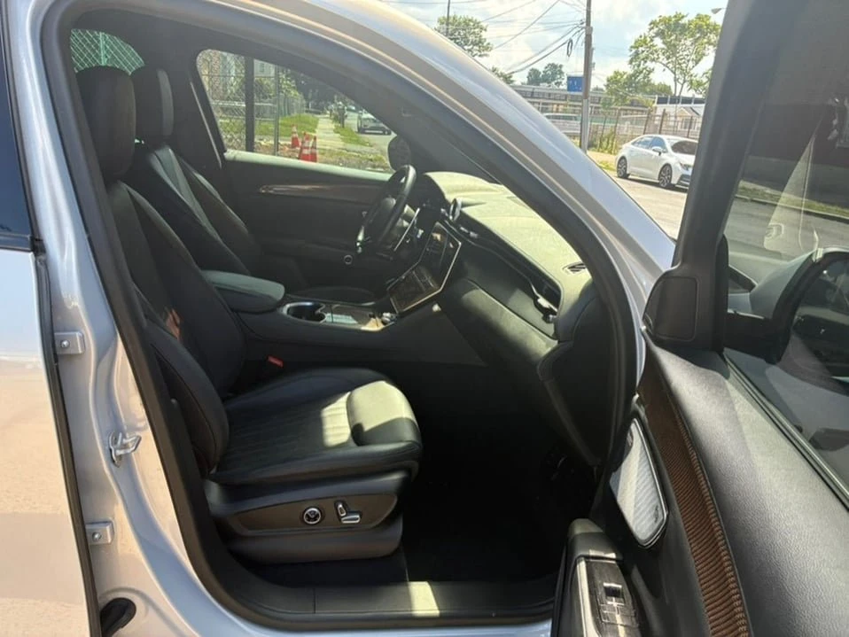 2023 Maserati Grecale - Image 17 of 20