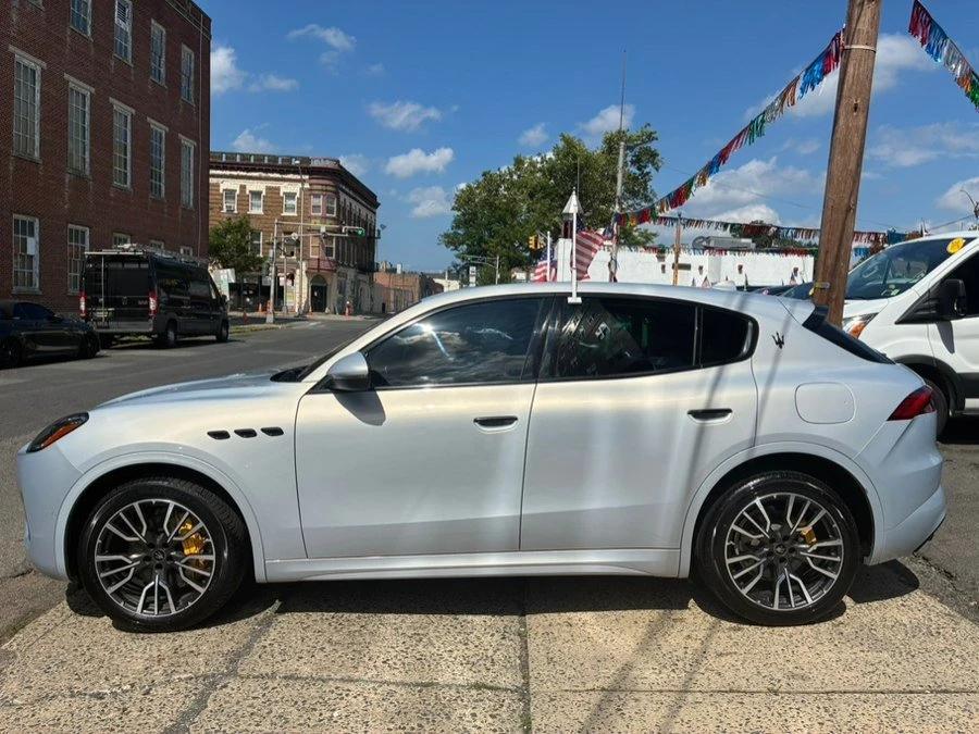 2023 Maserati Grecale - Image 5 of 20