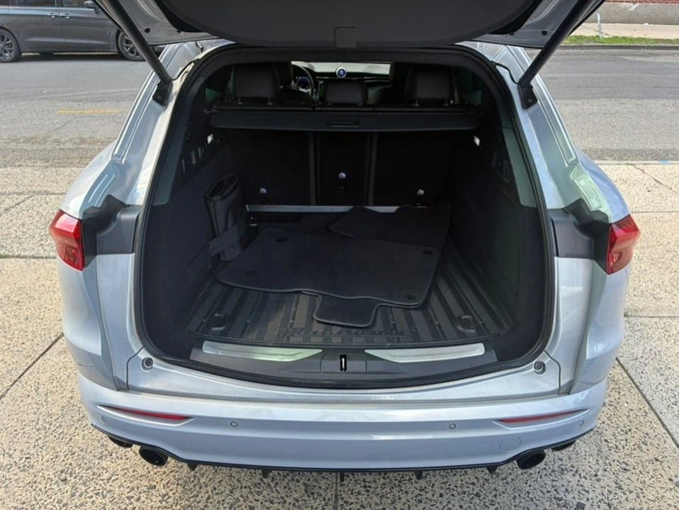 2023 Maserati Grecale - Image 8 of 20