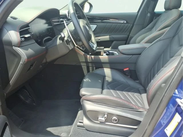 2023 Maserati Grecale - Image 13 of 20