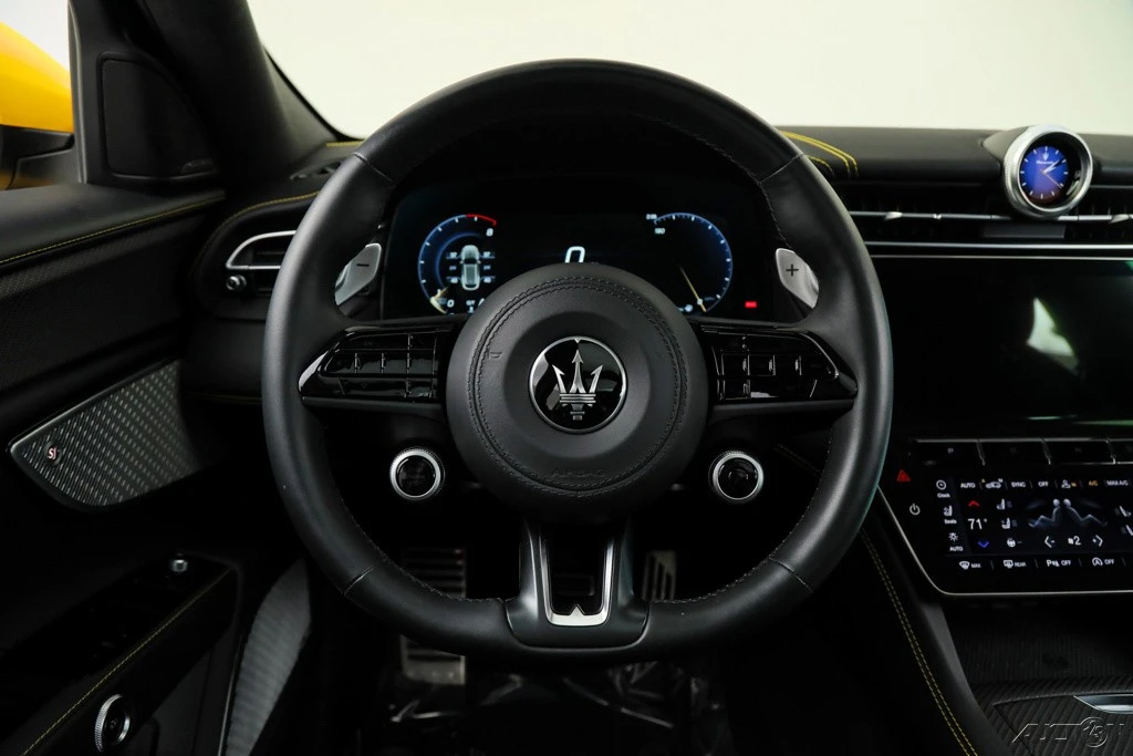 2023 Maserati Grecale - Image 17 of 21