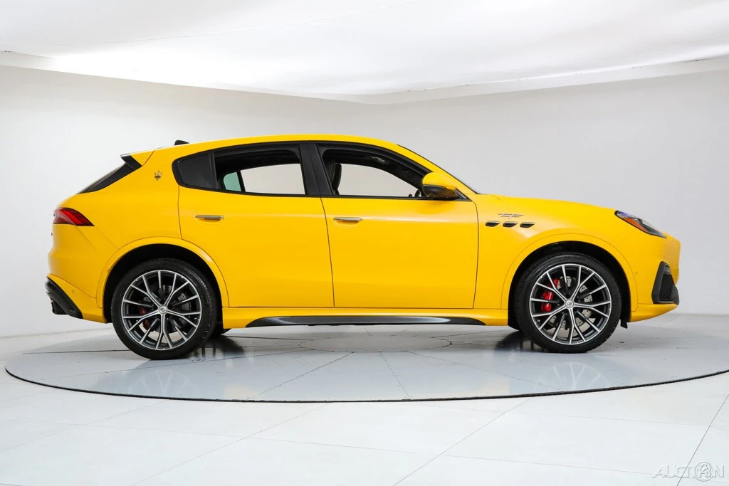 2023 Maserati Grecale - Image 6 of 21