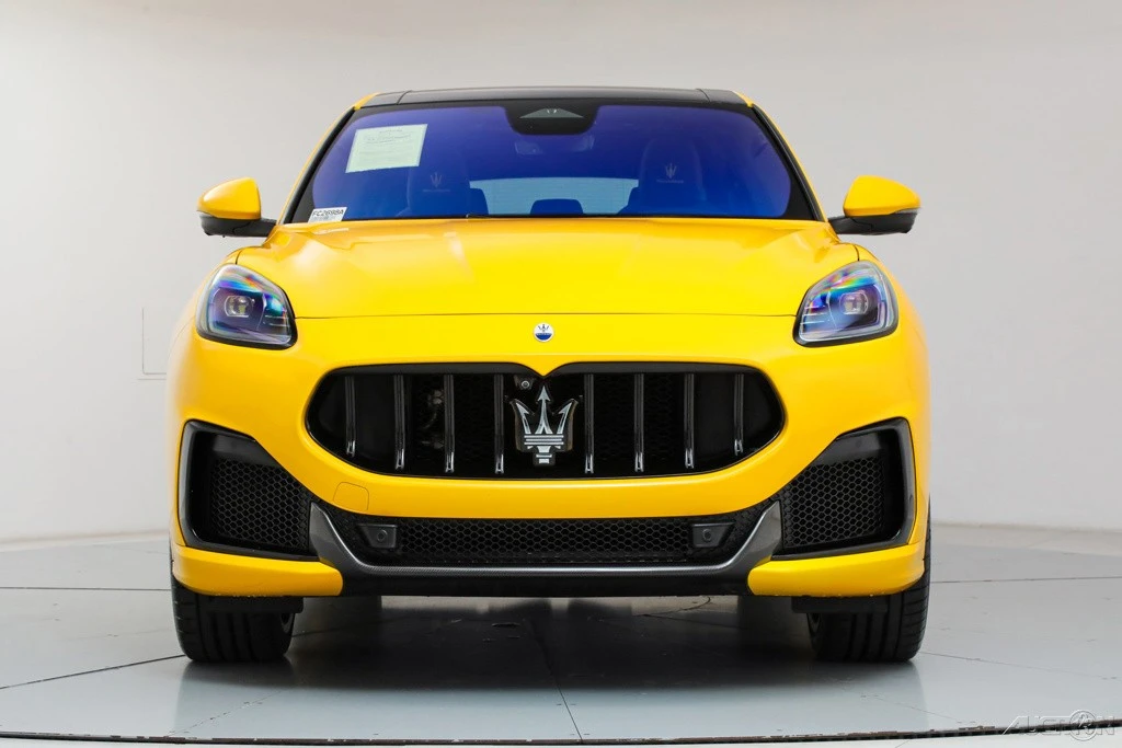 2023 Maserati Grecale - Image 8 of 21