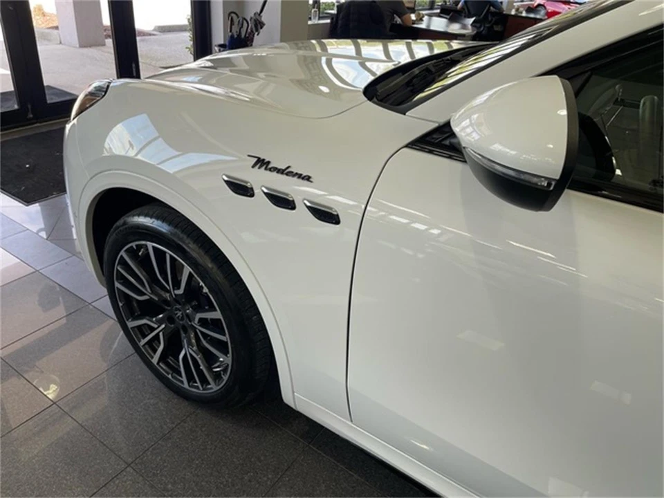 2023 Maserati Grecale - Image 13 of 31