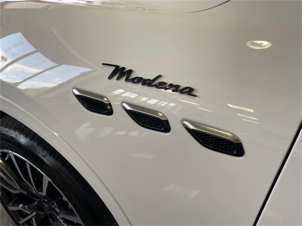 2023 Maserati Grecale - Image 12 of 31