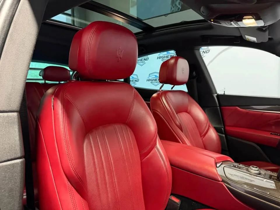 2023 Maserati Levante - Image 13 of 20
