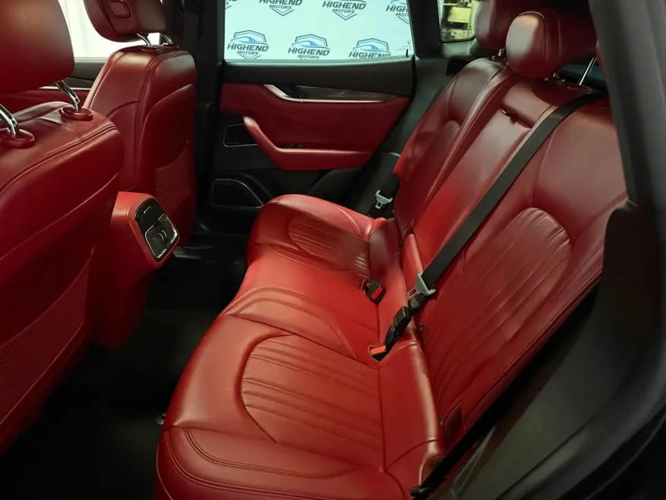 2023 Maserati Levante - Image 11 of 20