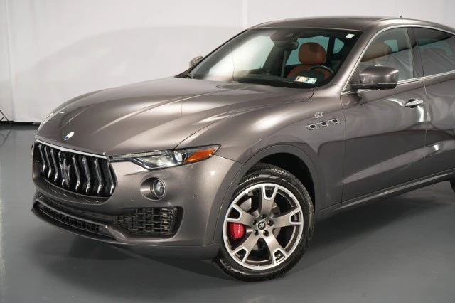 2023 Maserati Levante - Image 3 of 31