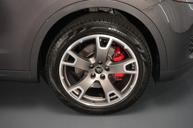 2023 Maserati Levante - Image 23 of 31