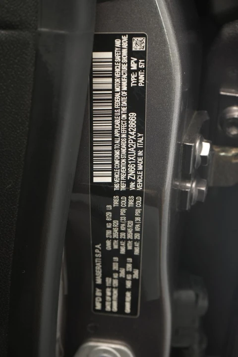 2023 Maserati Levante - Image 28 of 31