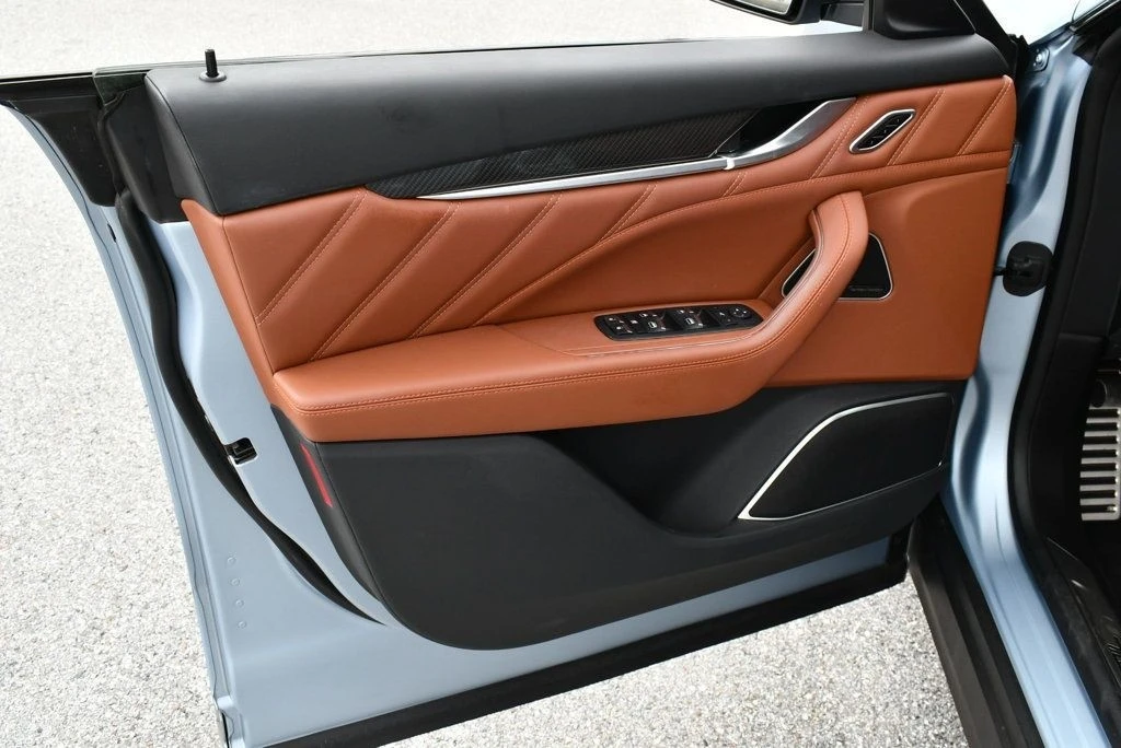 2023 Maserati Levante - Image 12 of 12
