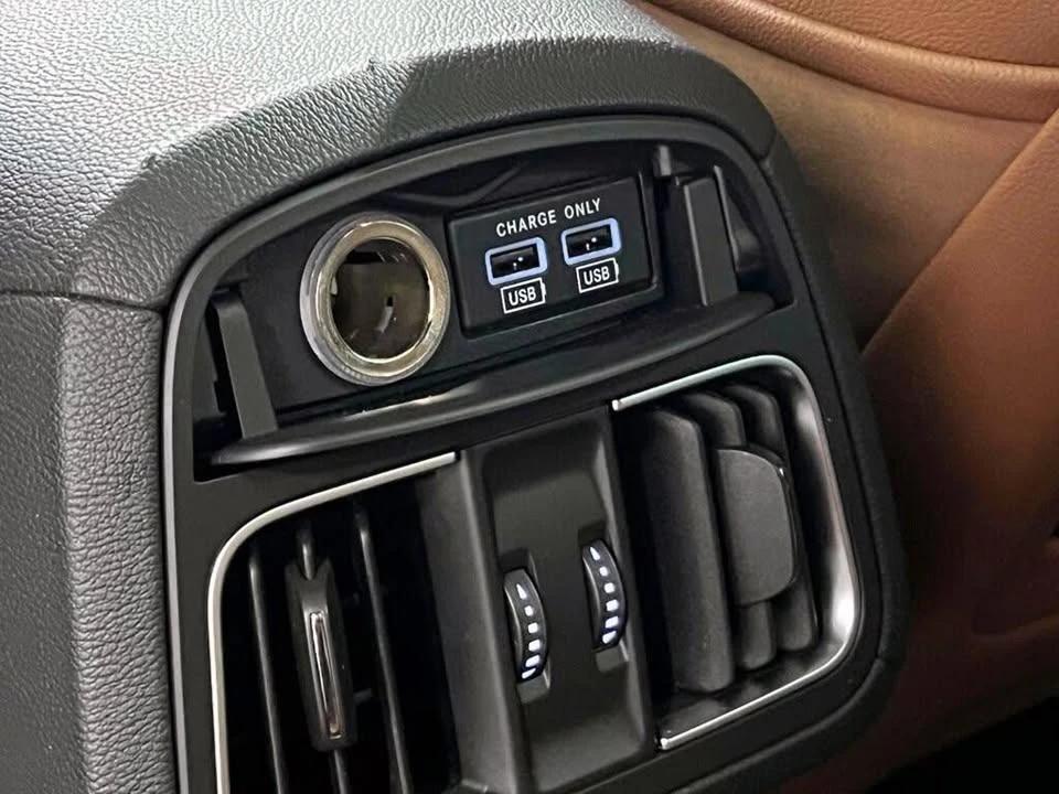 2023 Maserati Levante Modena - Image 11 of 20
