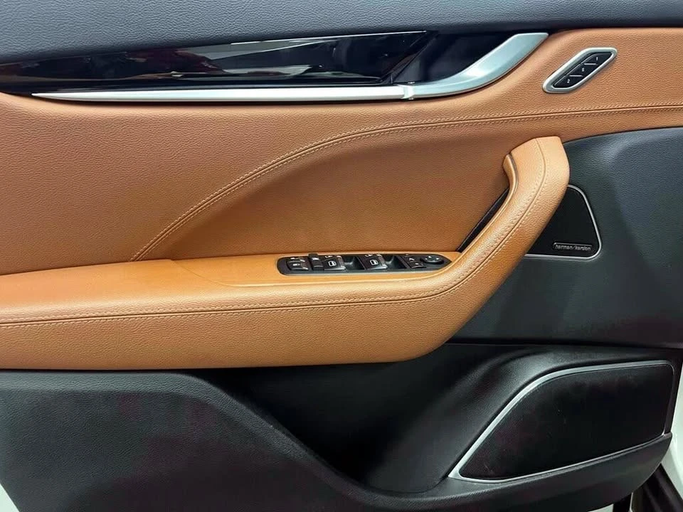 2023 Maserati Levante Modena - Image 13 of 20