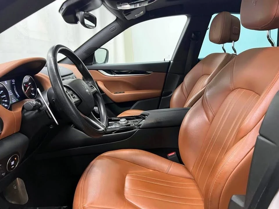 2023 Maserati Levante Modena - Image 12 of 20