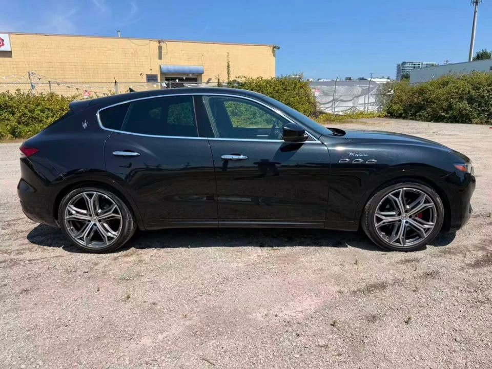 2023 Maserati Levante Modena - Image 8 of 16
