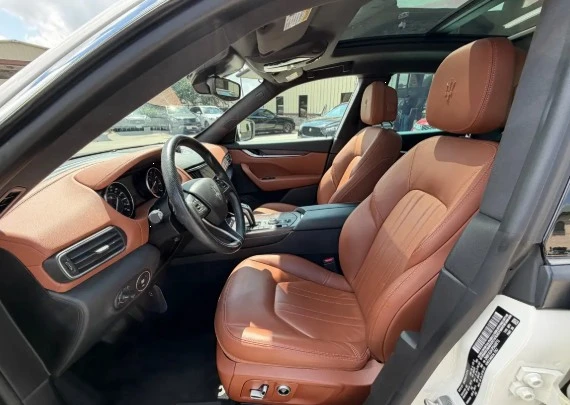 2023 Maserati Levante Modena - Image 10 of 12