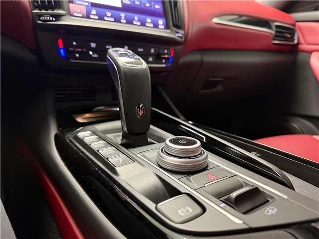 2023 Maserati Levante Modena - Image 17 of 20