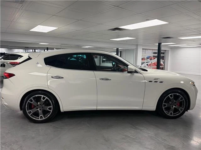 2023 Maserati Levante Modena - Image 6 of 20