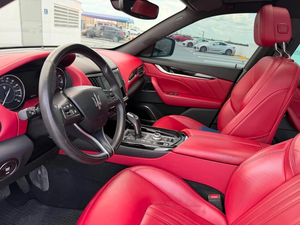 2023 Maserati Levante Modena - Image 6 of 9