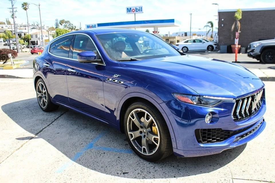2023 Maserati Levante - Image 7 of 20