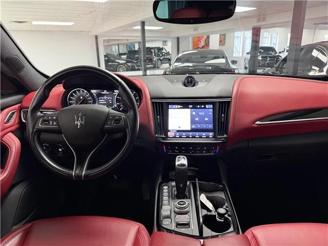 2023 Maserati Levante Modena - Image 11 of 20