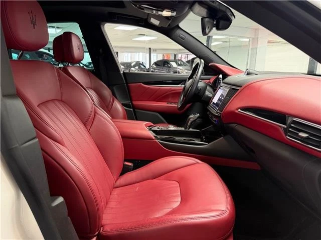 2023 Maserati Levante Modena - Image 15 of 20