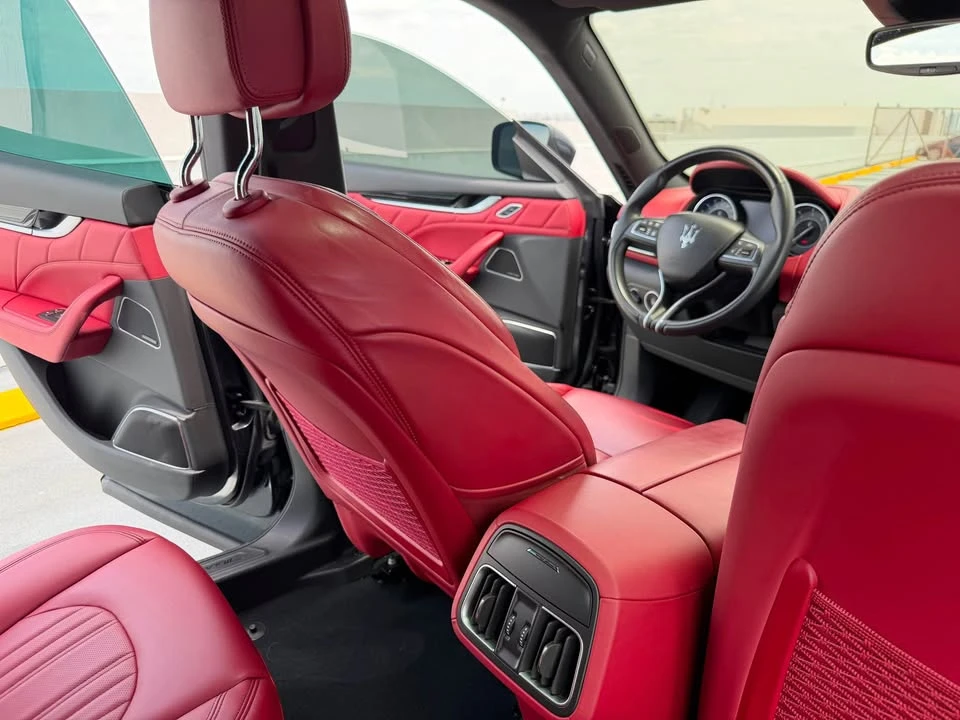 2023 Maserati Levante Modena - Image 7 of 9