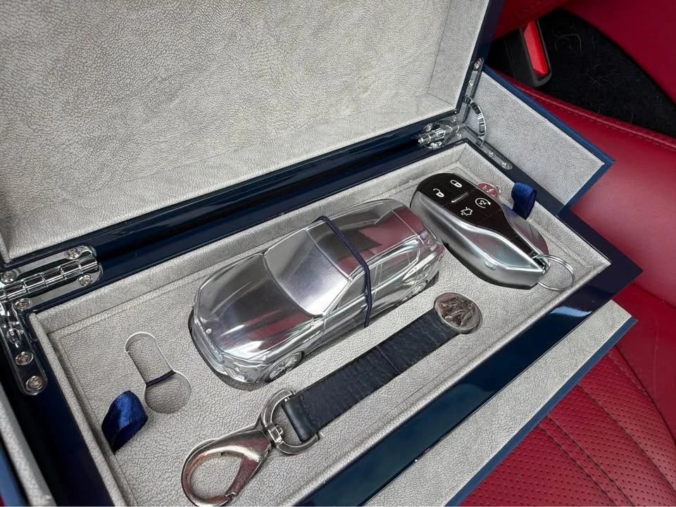 2023 Maserati Levante Modena - Image 9 of 9