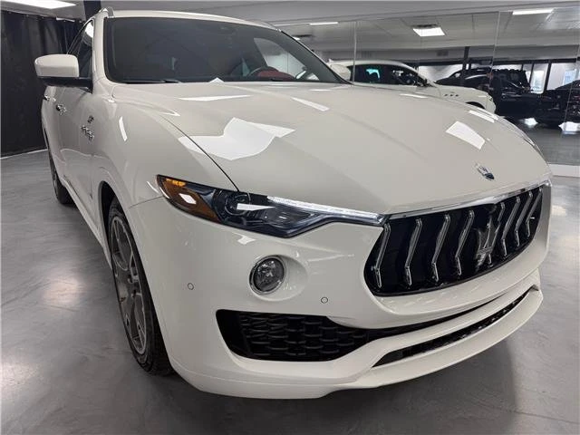2023 Maserati Levante Modena - Image 7 of 20