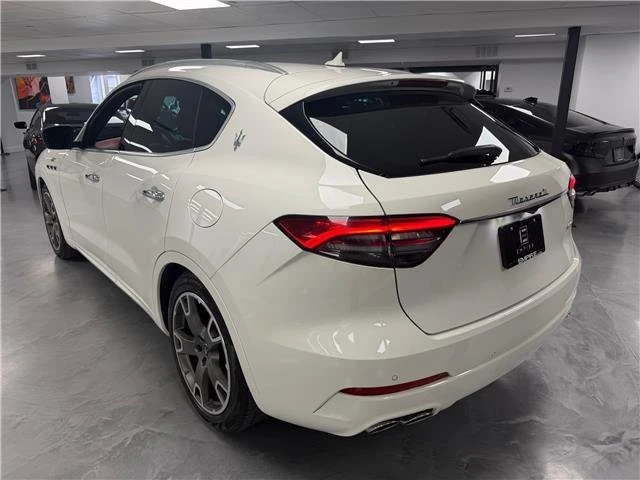 2023 Maserati Levante Modena - Image 3 of 20