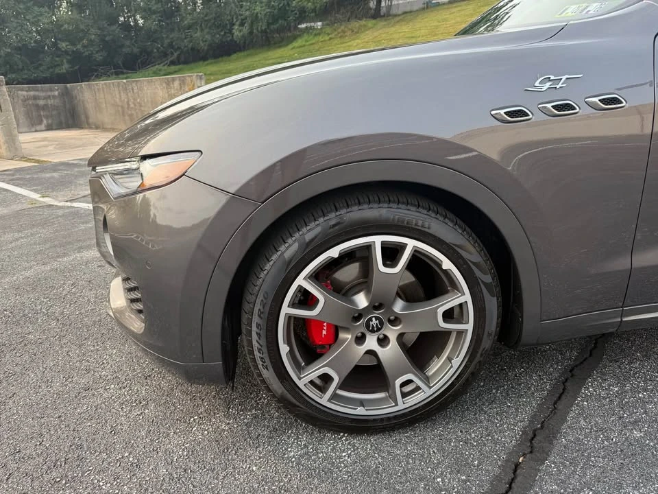 2023 Maserati Levante Modena - Image 2 of 20