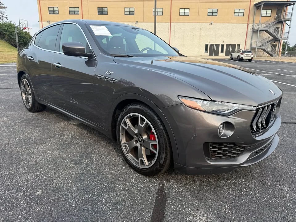 2023 Maserati Levante Modena - Image 5 of 20