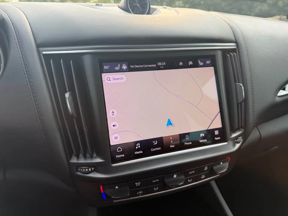 2023 Maserati Levante Modena - Image 16 of 20