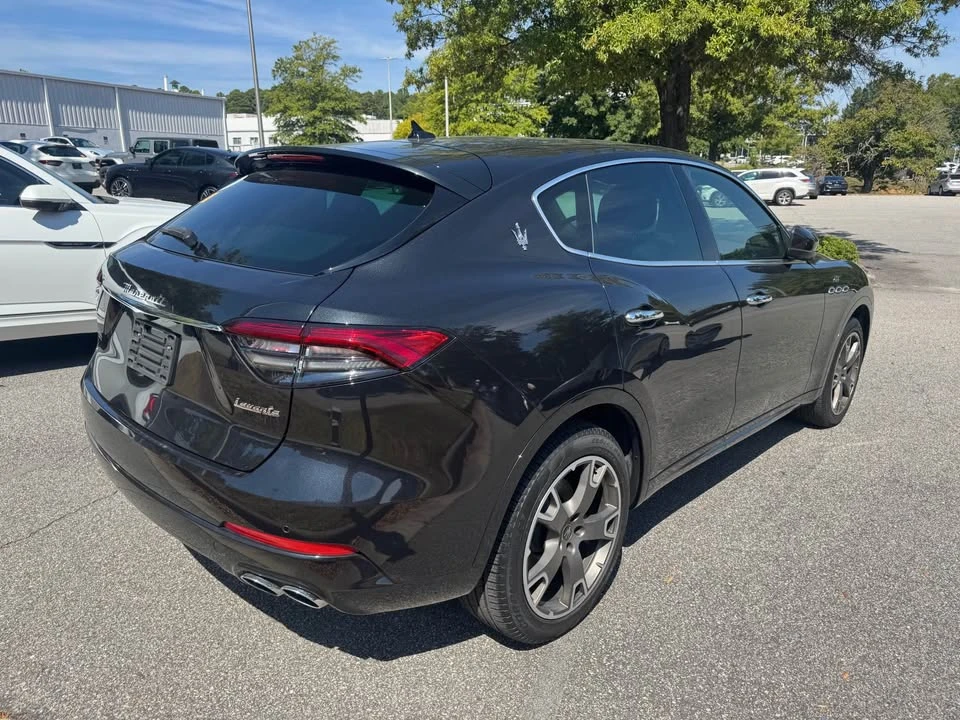 2023 Maserati Levante Modena - Image 5 of 8