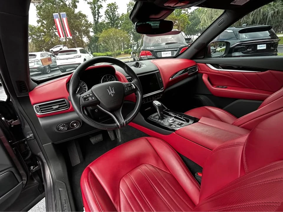 2023 Maserati Levante Modena - Image 8 of 18