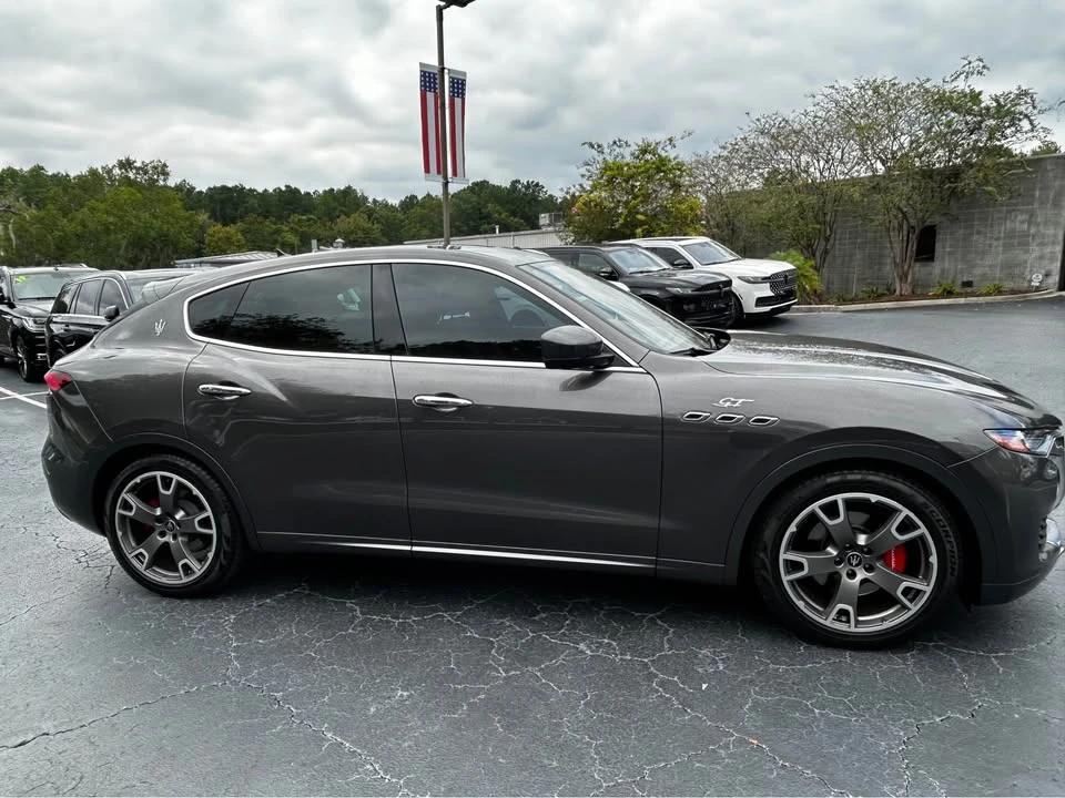 2023 Maserati Levante Modena - Image 2 of 18