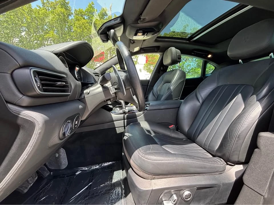 2023 Maserati Levante Modena - Image 11 of 19