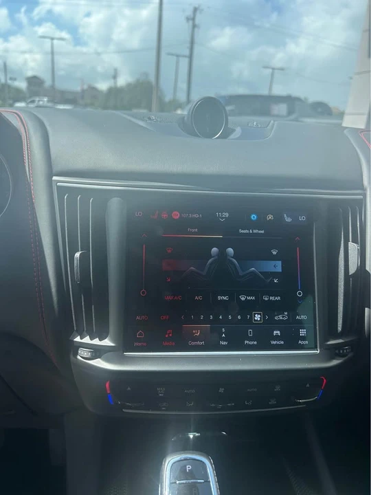 2023 Maserati Levante Modena - Image 12 of 18