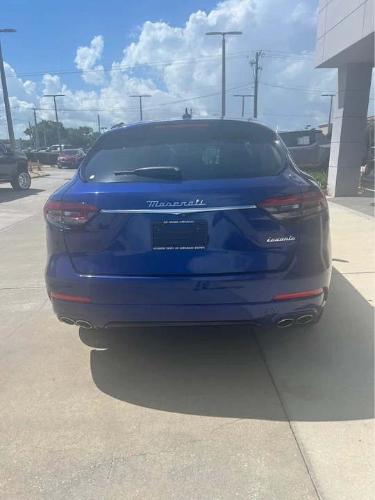 2023 Maserati Levante Modena - Image 4 of 18