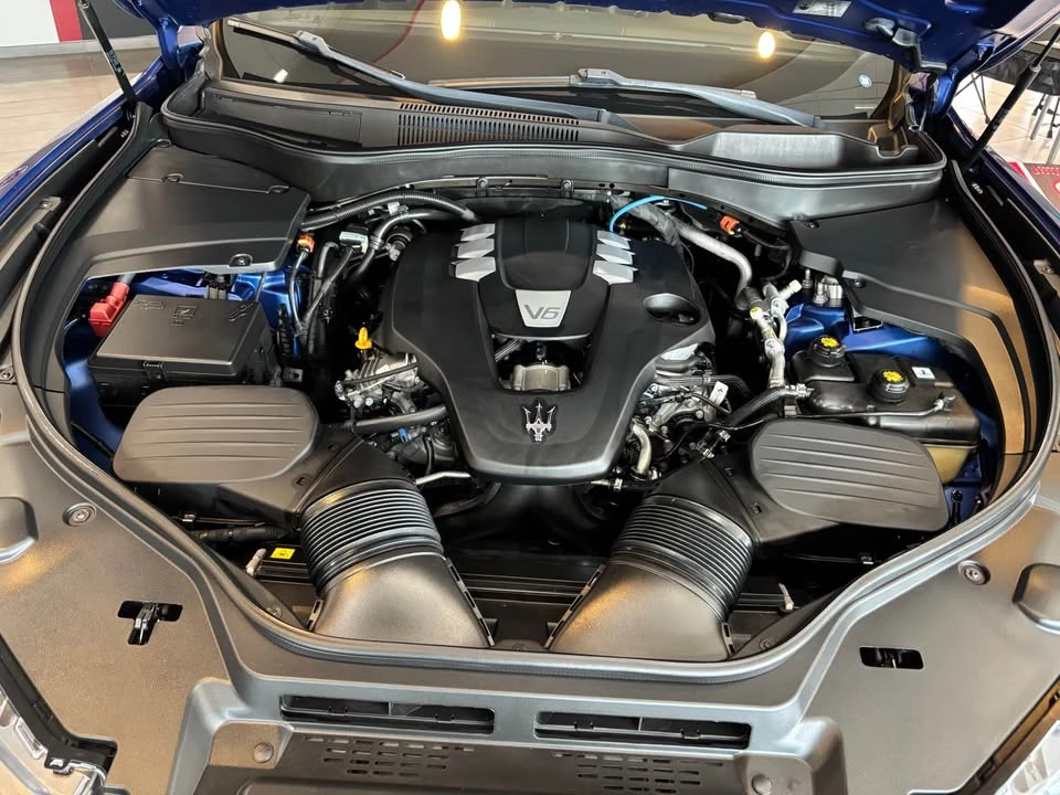 2023 Maserati Levante Modena - Image 6 of 9