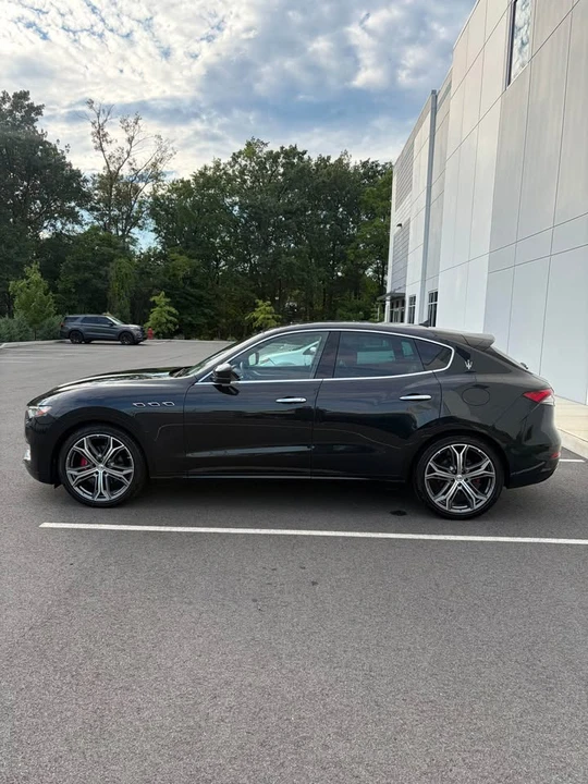 2023 Maserati Levante Modena - Image 12 of 13