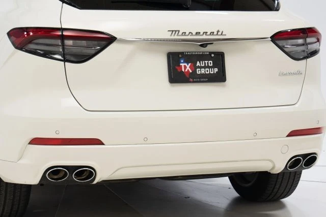 2023 Maserati Levante - Image 12 of 12