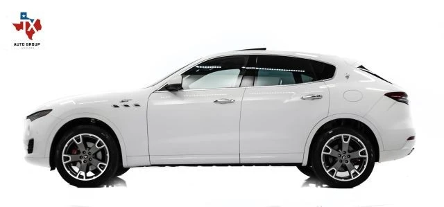 2023 Maserati Levante - Image 9 of 12