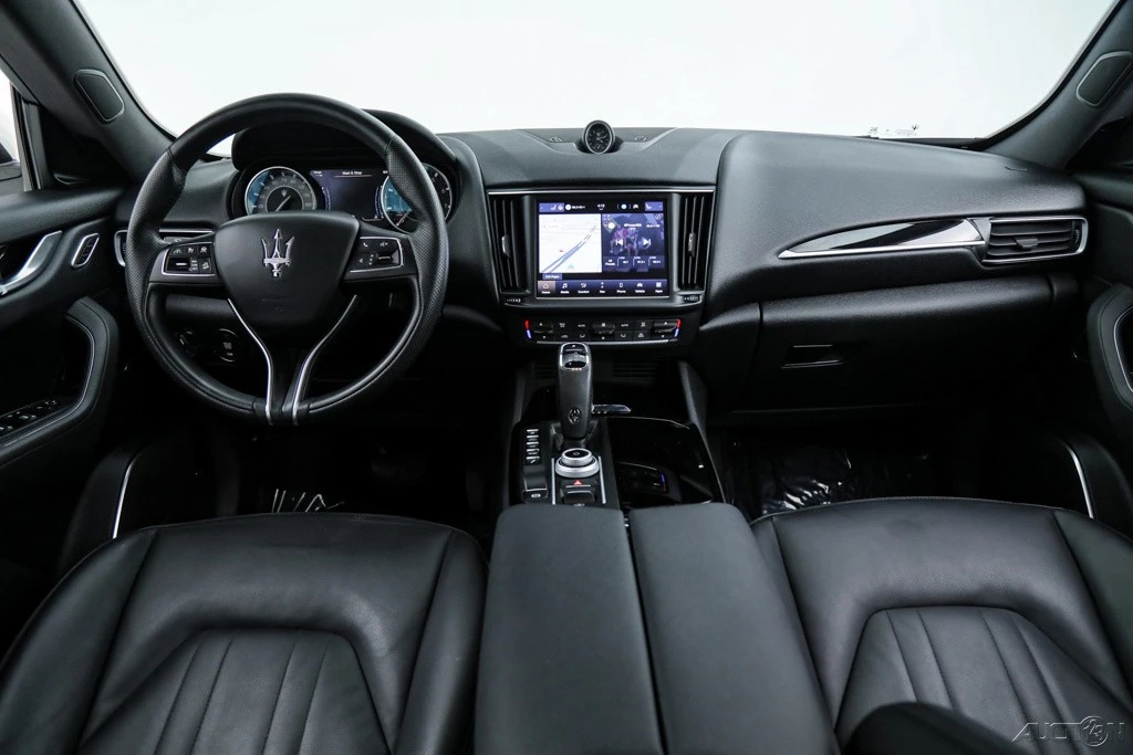 2023 Maserati Levante - Image 20 of 21