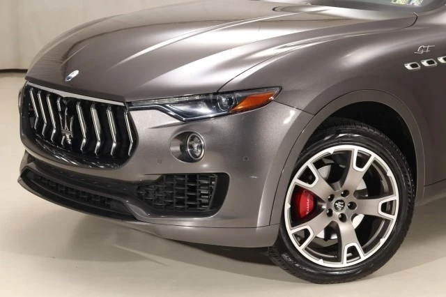 2023 Maserati Levante - Image 6 of 21