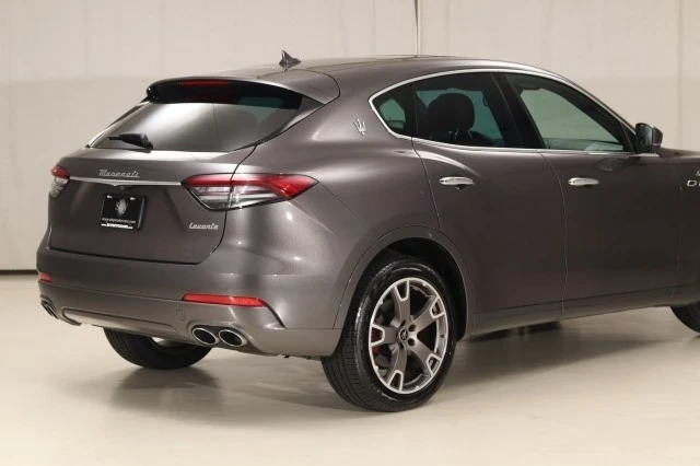 2023 Maserati Levante - Image 18 of 21