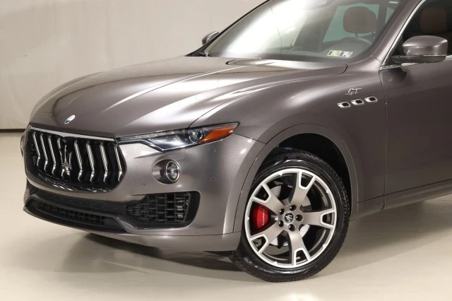 2023 Maserati Levante - Image 5 of 21