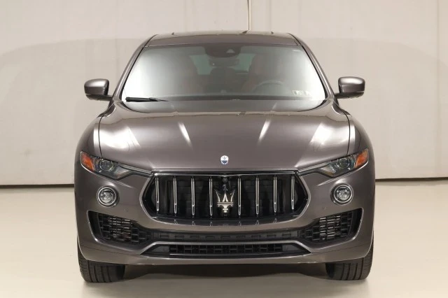 2023 Maserati Levante - Image 7 of 21